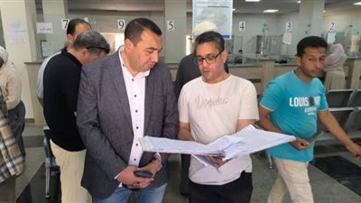 بطيشة يتابع انتظام العمل وموقف طلبات التصالح.. ويلتقي بالمواطنين بالبحيرة