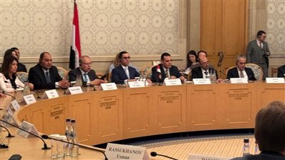  «الخطيب» يبحث مع الشركات الروسية ضخ استثمارات جديدة في مصر