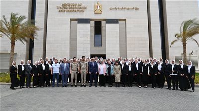 وزير الري يلتقي المهندسين الجدد بالوزارة أثناء تدريبهم  فى الأكاديمية العسكرية