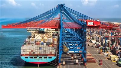 استبدال الرسوم الحكومية بضريبة موحدة وجذب مزيد من الاستثمارات 