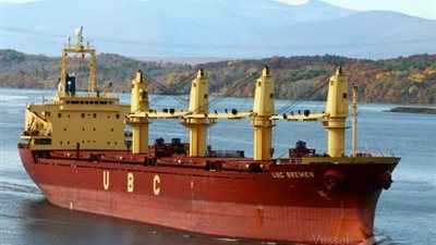 تداول 589 شاحنة بضائع عامة ومتنوعة بموانئ البحر الأحمر