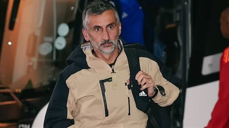 الإسباني خوسيه ريفيرو