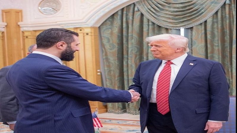 مصافحة ترامب لـ الشرع