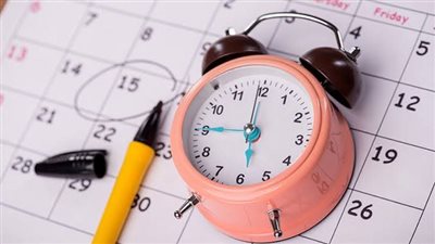 عيشها بهدوء: خطوات لحياة متزنة تنسجم مع طاقتك وأحلامك