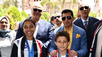 وزير الشباب والرياضة ومحافظ القليوبية يفتتحان أعمال تطوير نادي بنها الرياضي