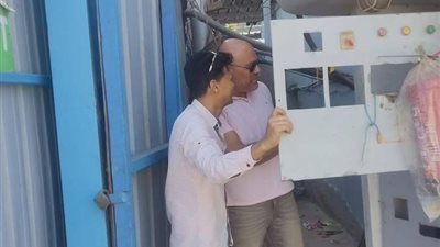 محلات وورش.. ضبط مخالفات سرقات كهرباء في عزبة البرج بدمياط 