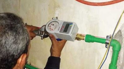 بدء تركيب عدادات المياه مسبقة الدفع في مدينة حدائق العاصمة 18 مايو الجاري