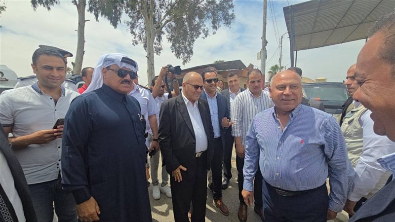 وزير النقل خلال وصوله
