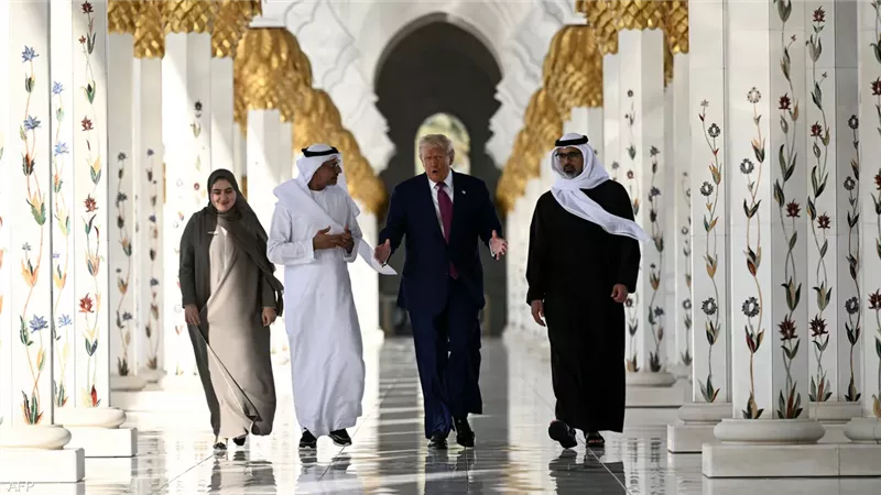 ترامب ورئيس الإمارات