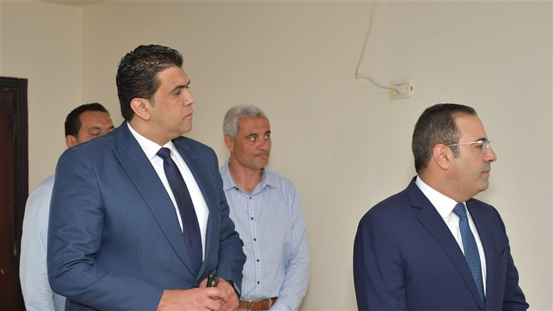 محمد عبد العزيز مدير