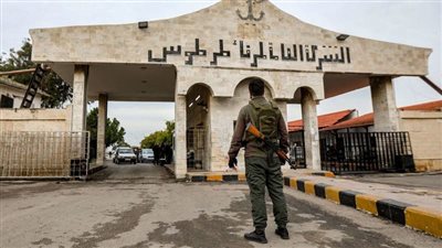 سوريا وموانئ دبي العالمية توقعان اتفاقية بقيمة 800 مليون دولار