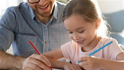  في يومه العالمي.. علاج بلا وصفة.. اعرف فوائد الرسم على صحتك