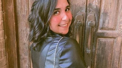 بعد صراع مع السرطان.. وفاة طالبة بصيدلة أسيوط ووالدها: أسود يوم في حياتي