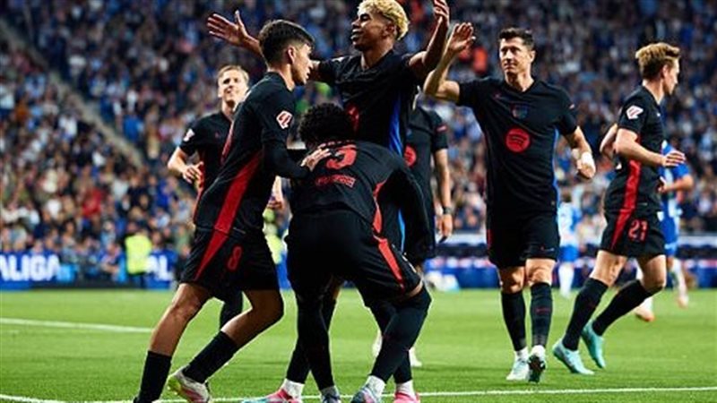 احتفال لاعبو برشلونة
