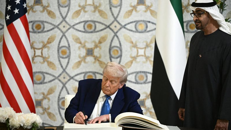 ترامب يصل إلى «القصر
