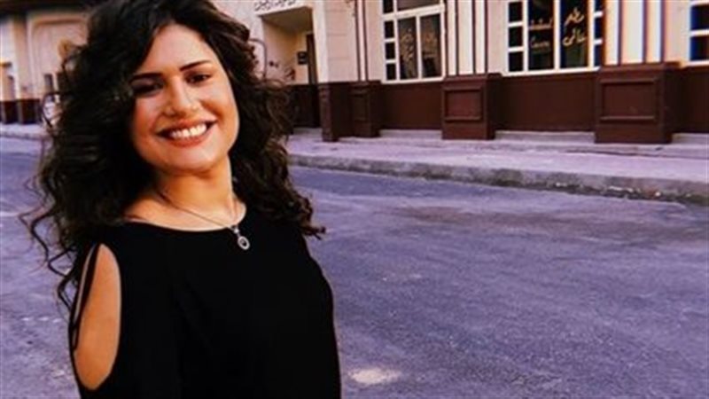 الفنانة ديانا هشام
