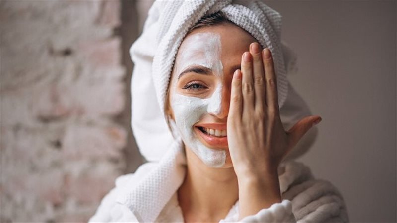 ماسكات تفتيح البشرة