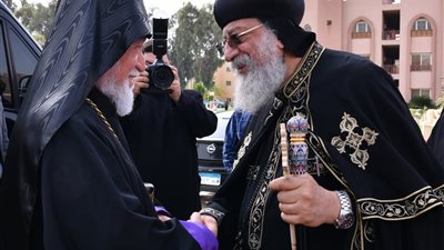 البابا تواضروس يستقبل بطريرك السريان وكاثوليكوس الأرمن في مركز لوجوس