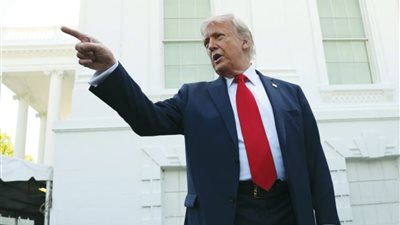 شرطي فاسد.. ترامب يهاجم مدير الـFBI السابق المتهم بمحاولة اغتياله