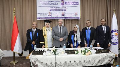 محافظ بني سويف يشهد مناقشة رسالة دكتوراه حول الذكاء الاصطناعي 