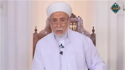 يسري جبر: عيادة المريض ليست فرضًا ولابد أن تكون خفيفة وقصيرة