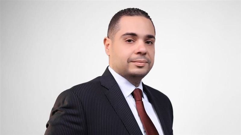 عادل مأمون