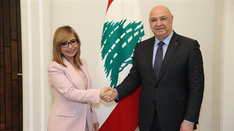 لميس الحديدي والرئيس