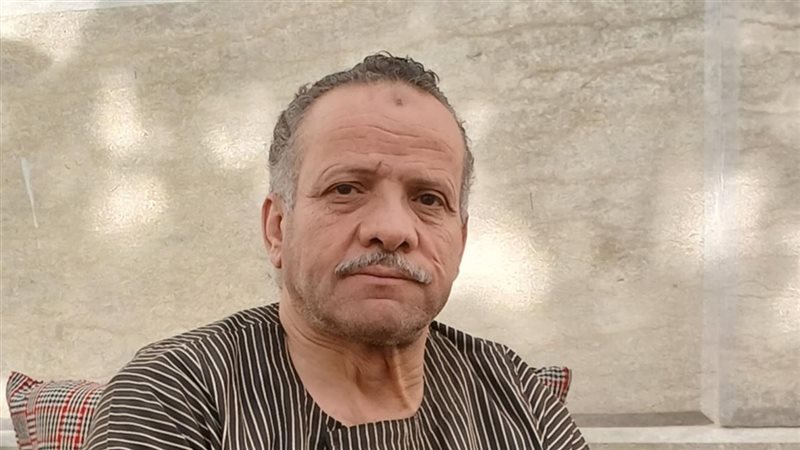 الفنان عماد خليفة